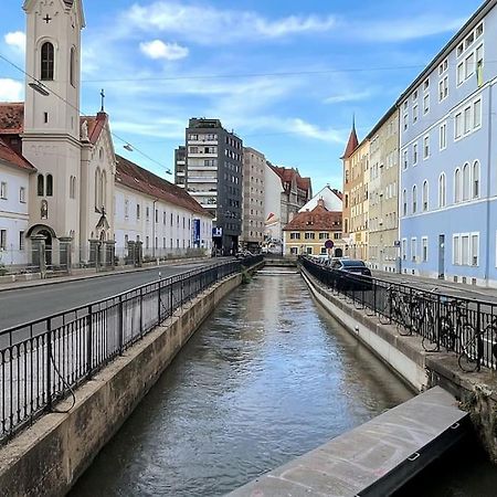 Cozy City Center Apartment Graz Exterior photo